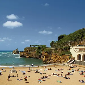 Les Baigneuses De Hotel